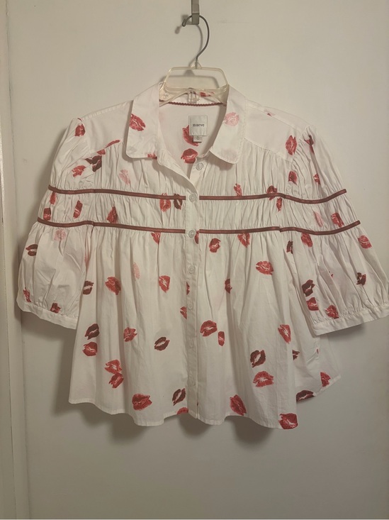 Maeve Tops - MAEVE White Button-Front Peasant Top with RED LIPS Print XL ANTHROPOLOGIE NWOT